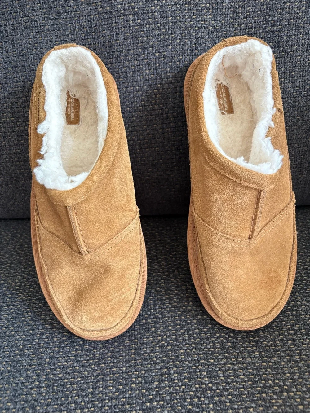 UGG Koolaburra kids Suede Shearling-Lined Slip-On Boots - Tan
